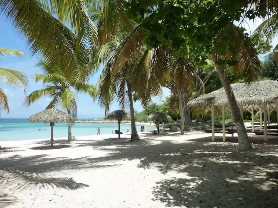 Le 35 Anse Des Rochers Saint-Francois Guadeloupe